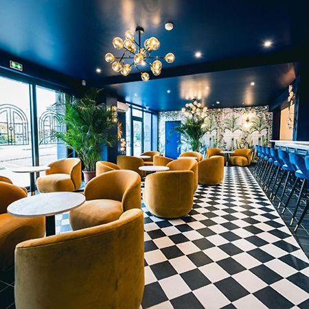 Hotel Saintchristophe Houdan Eksteriør billede