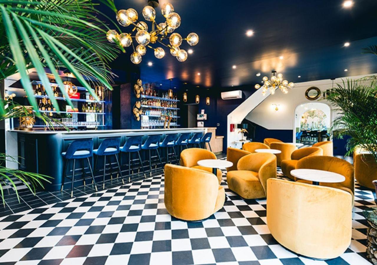 Hotel Saintchristophe Houdan Eksteriør billede