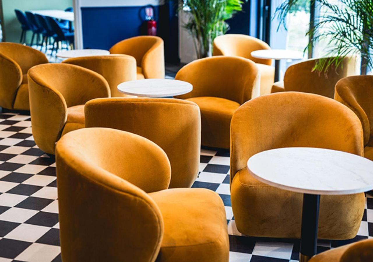 Hotel Saintchristophe Houdan Eksteriør billede