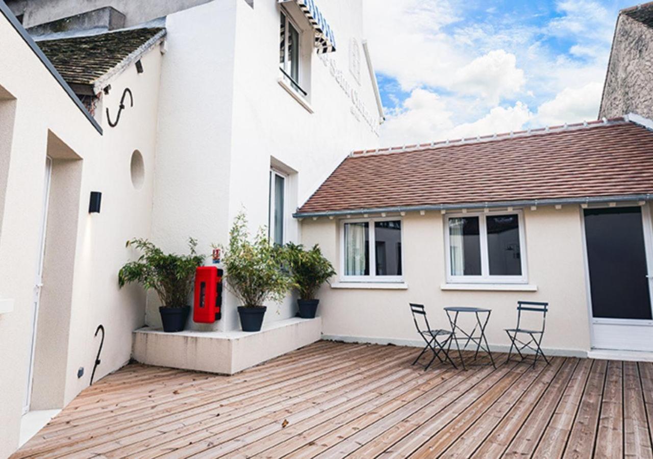 Hotel Saintchristophe Houdan Eksteriør billede