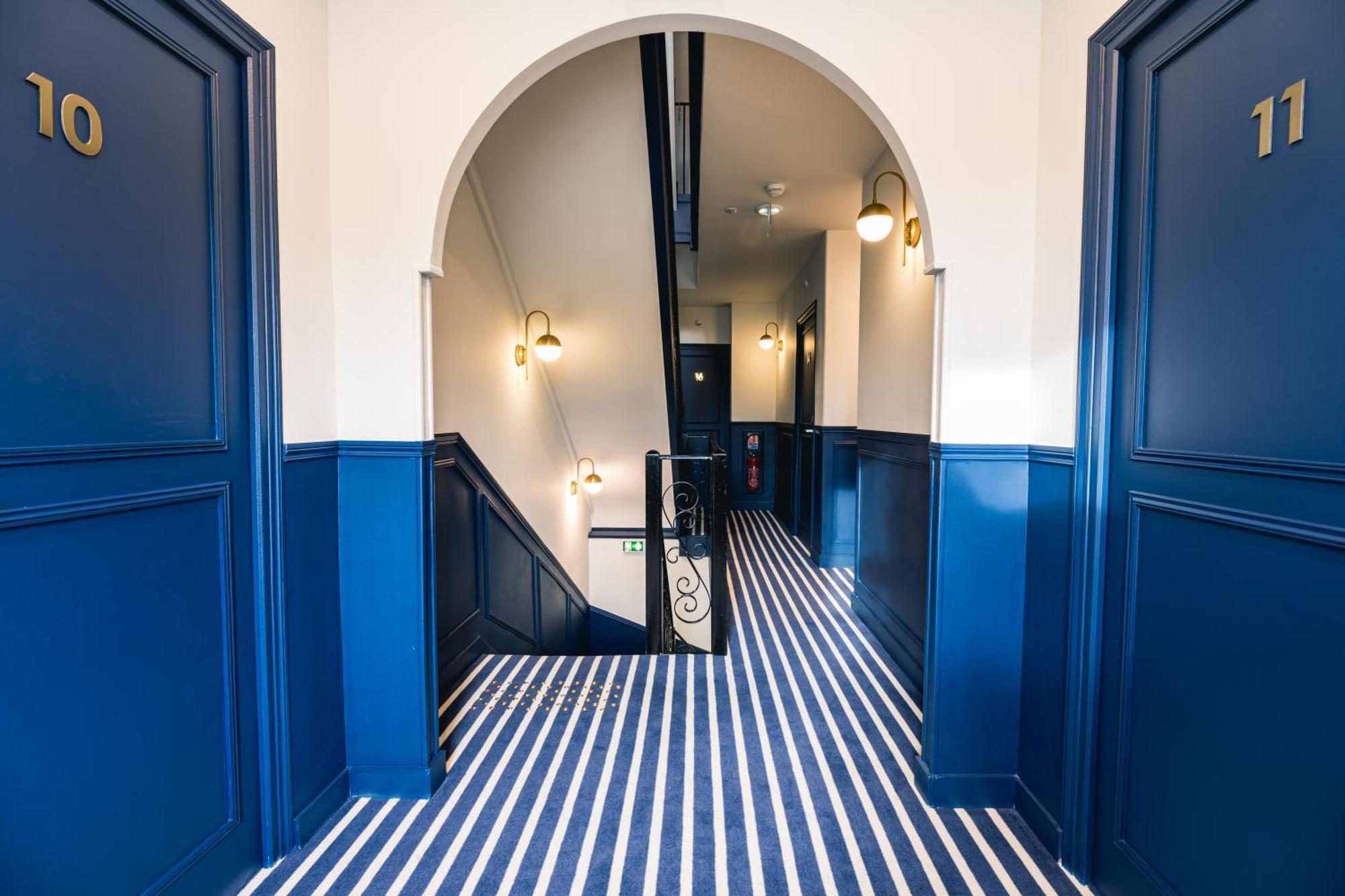 Hotel Saintchristophe Houdan Eksteriør billede